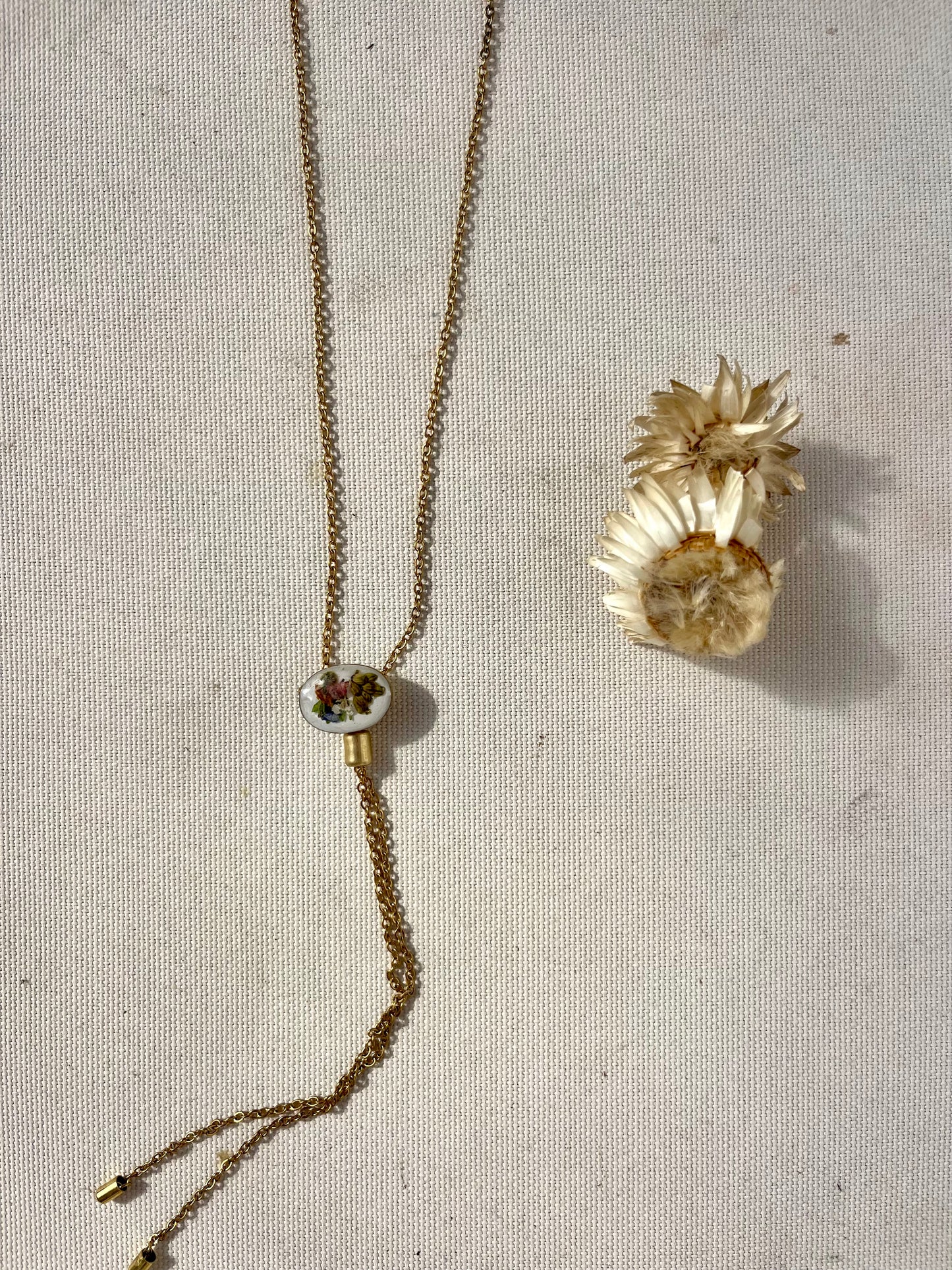 Dainty Bolo -  Wildflower medley spring 2025 on white