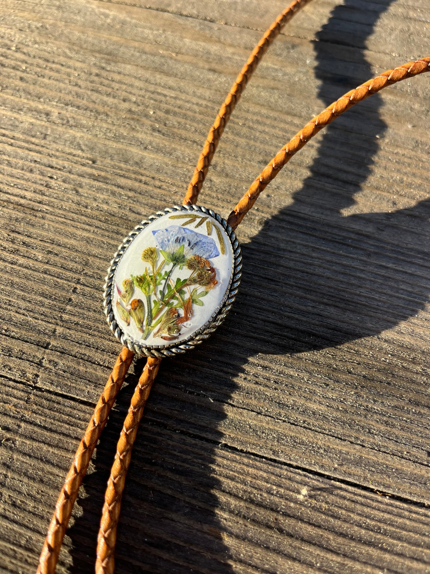 30mm blue eyes on white