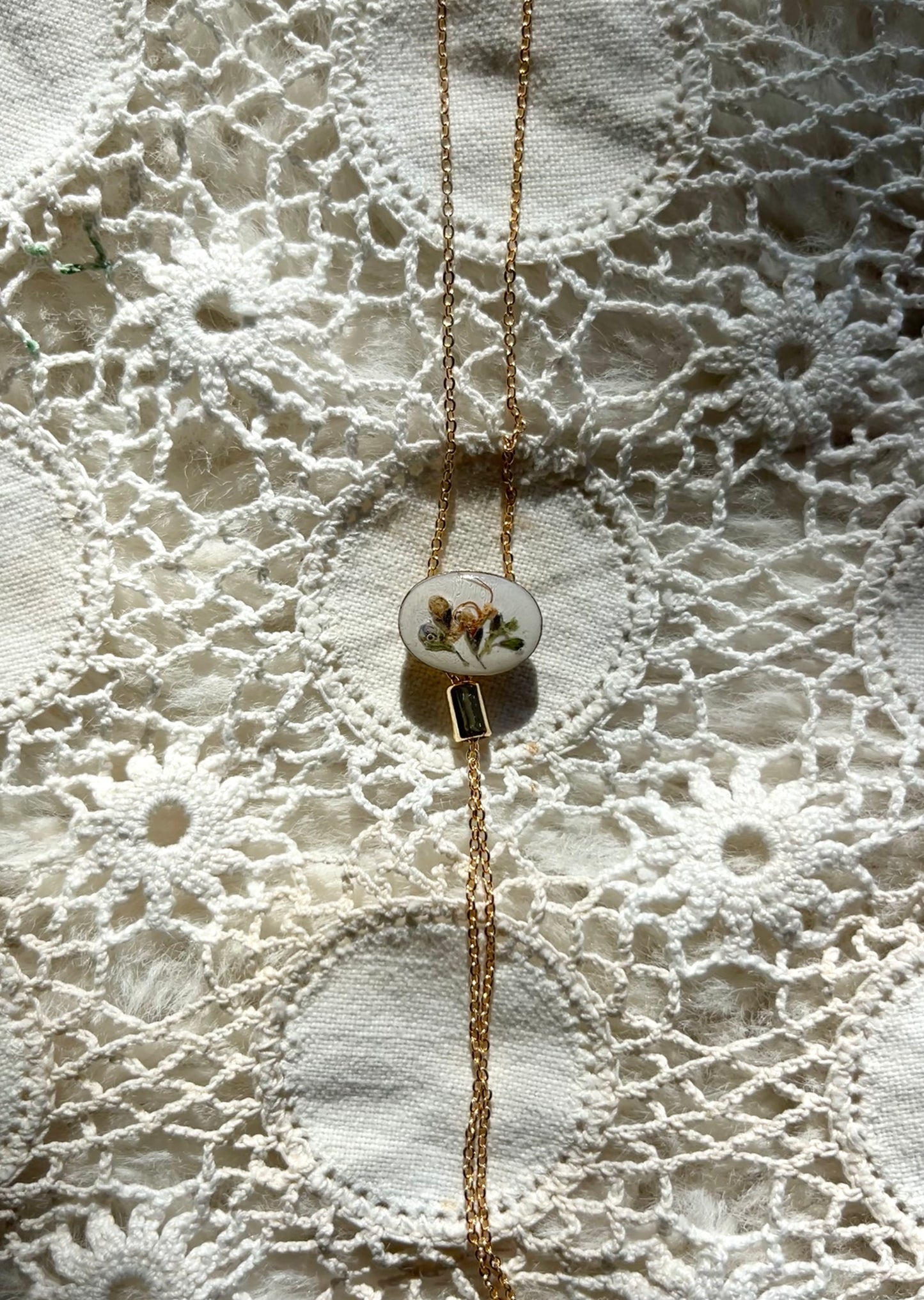 Dainty Bolo - Rosemary blossom spring 2024 on White